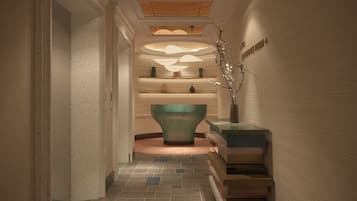 Couples treatment rooms, sauna, steam room, body treatments
