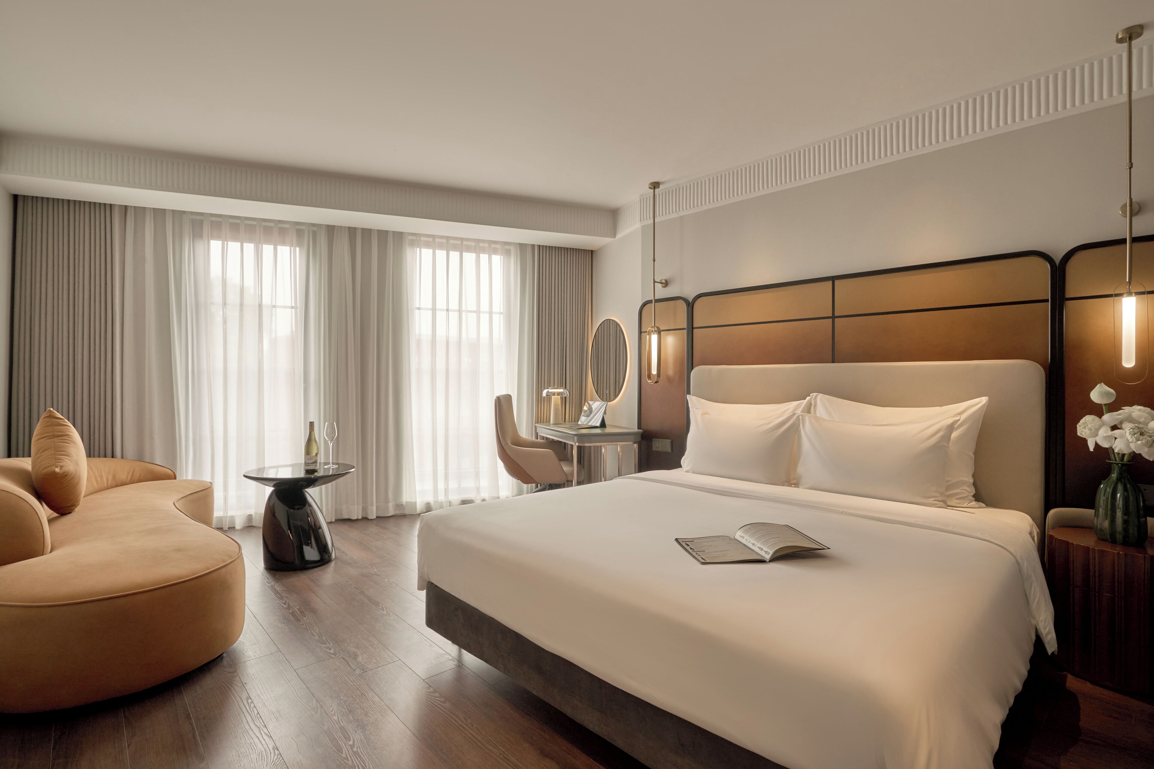 Solarium Balcony King room City View | Roupas de cama premium, camas com colchões pillow-top, frigobar