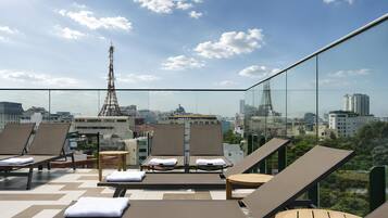Sundeck