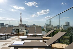 Sundeck