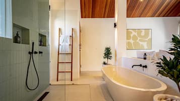 Luxury Villa, 1 King Bed, Pool View | Bathroom