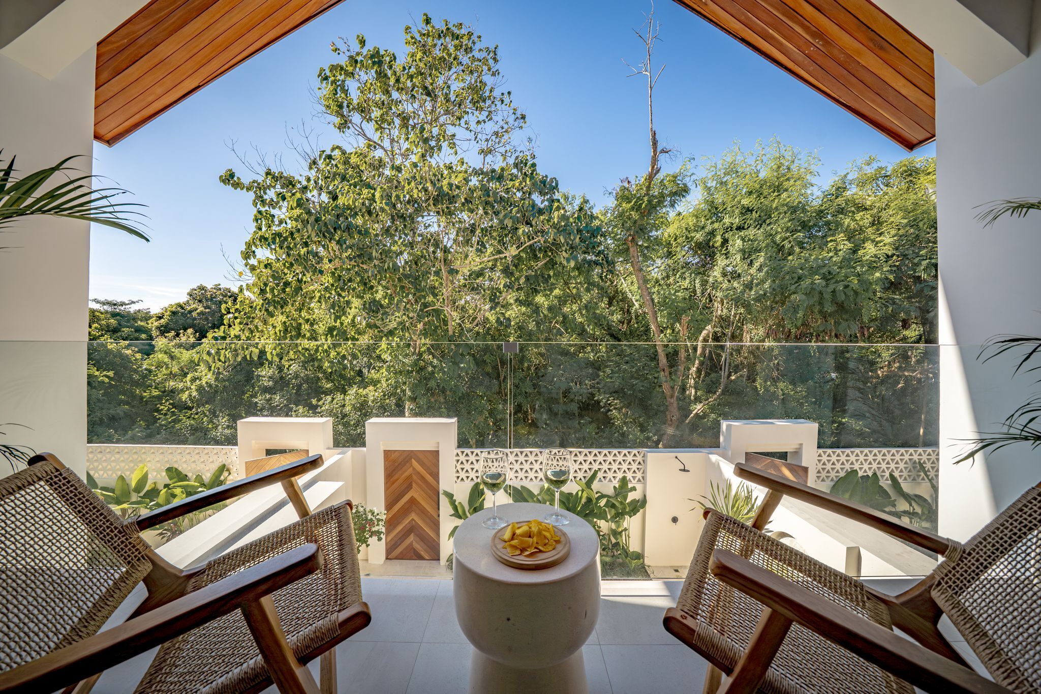 Luxury Villa, 1 King Bed, Pool View | Balcony