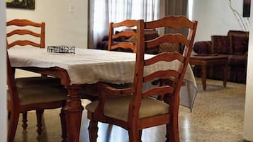 Apartment, 3 Bedrooms, Accessible, Balcony | Dining room