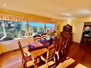 Dining - Warm, beautifully decorated beach view house only two blocks from beach. (Carmel By The Sea)