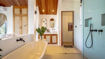Luxury Villa, 1 King Bed, Pool View | Bathroom