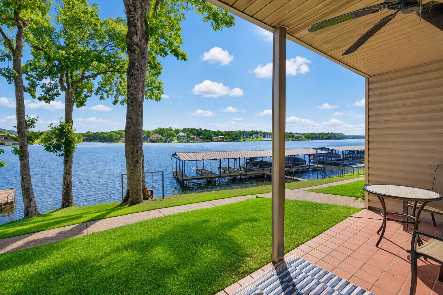 Dock