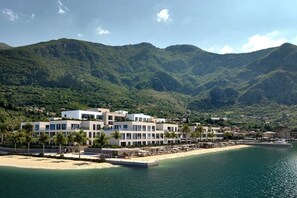 Exterior - Movenpick Hotel & Residences Teuta Kotor Bay (Risan)