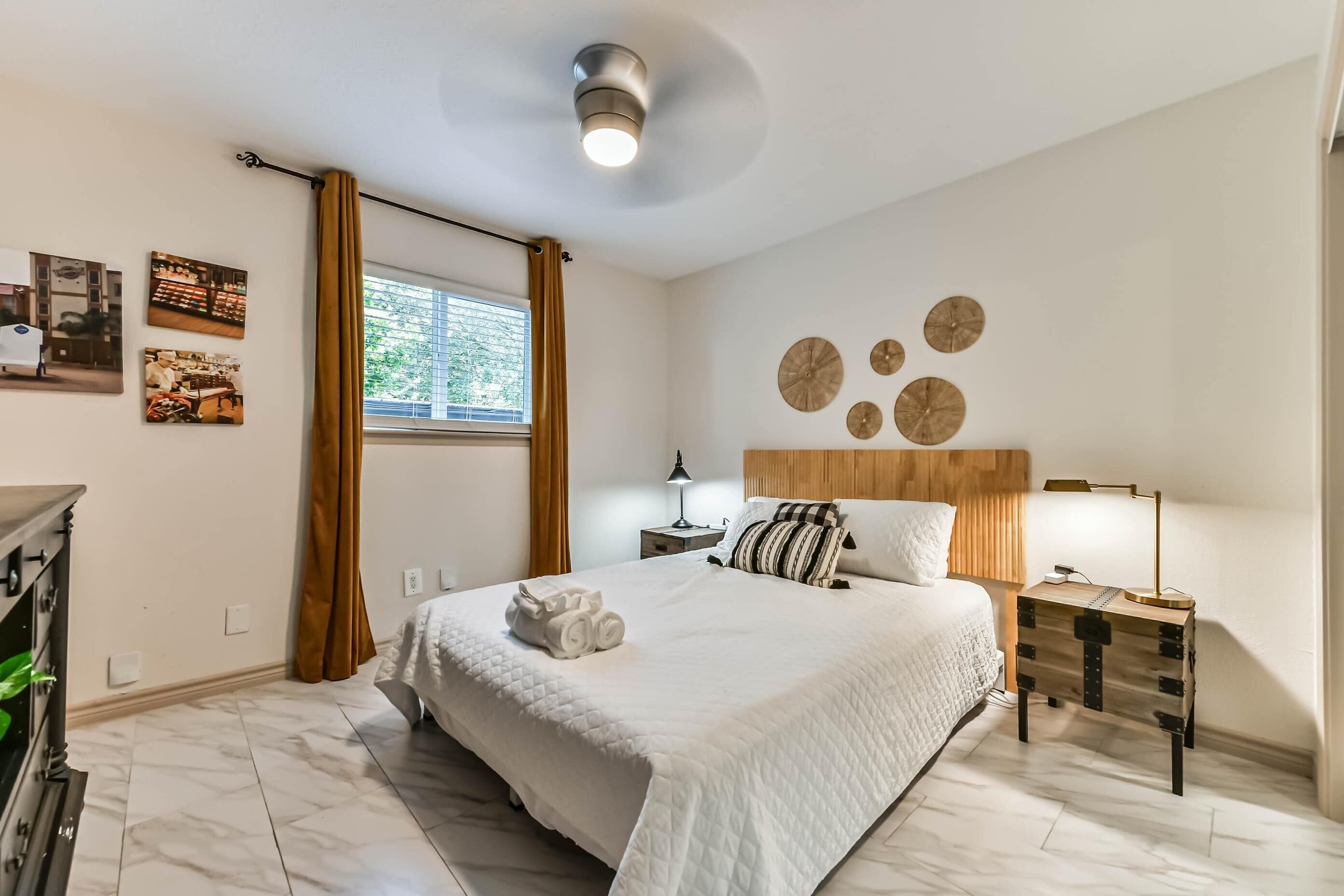 Desk, iron/ironing board, travel crib, WiFi