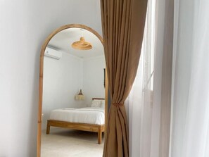 Deluxe Double Room, Pool View