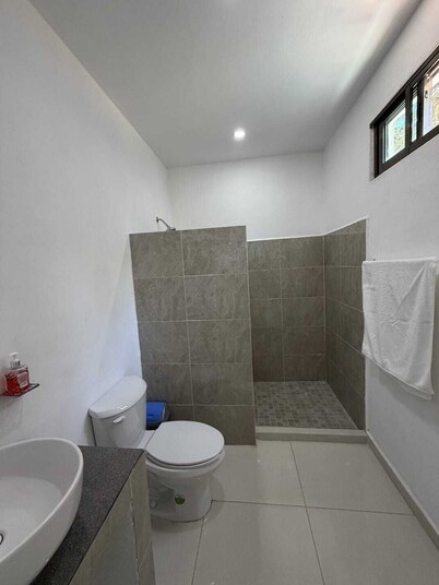 Room with double bed + single bed in Xul-Ha