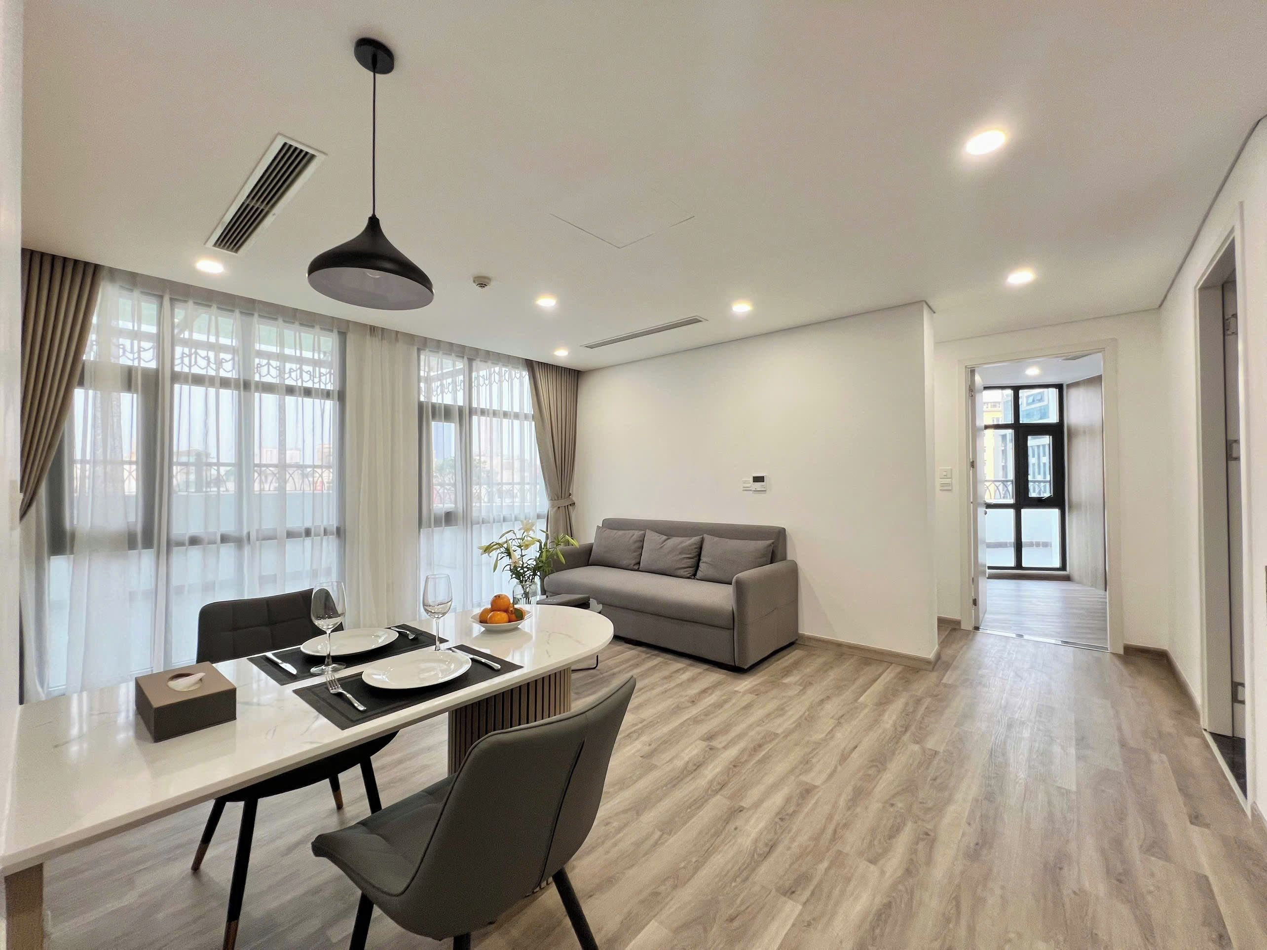 Executive Apartment, Balcony, City View | Living area