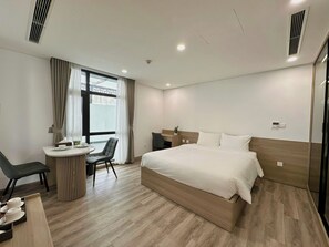 Deluxe Apartment, Non Smoking, City View | In-room safe, desk, laptop workspace, blackout curtains - GEM Hotel & Residence (Hanoi)