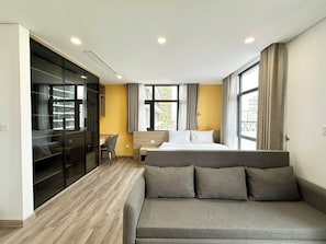 Apartemen Premier, balkon, pemandangan kota | Area keluarga