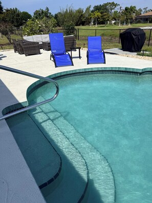 Pool - 3-bedroom house in quaint Rotonda West with AC and fitness (Rotonda West)