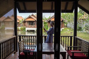 Deluxe Villa | Speisen im Freien