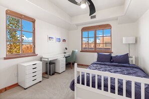 2 bedrooms, desk, iron/ironing board, free WiFi - Quail Run 235 | Private Patio | Golf Course | Pool & Hot Tub | Tennis & Pickleball | Spa (Santa Fe)