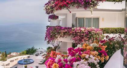 SUITES VIP AT GRAND MIRAMAR