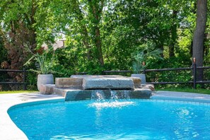 A heated pool - Arrows Resort w/ Pool & Spa (Broken Arrow)