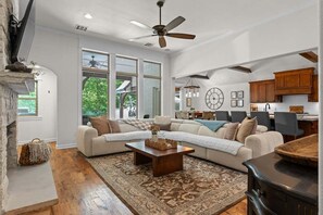 Smart TV, fireplace, offices, printers