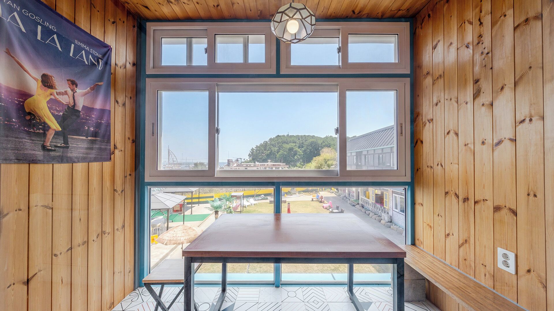 ห้องเบสิก, 2 ห้องนอน (La La Land 2F (Pet-Friendly))