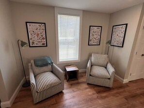 Interior - Woody's Place on Plum - A brand new 106 year old historic property (Cape Charles)