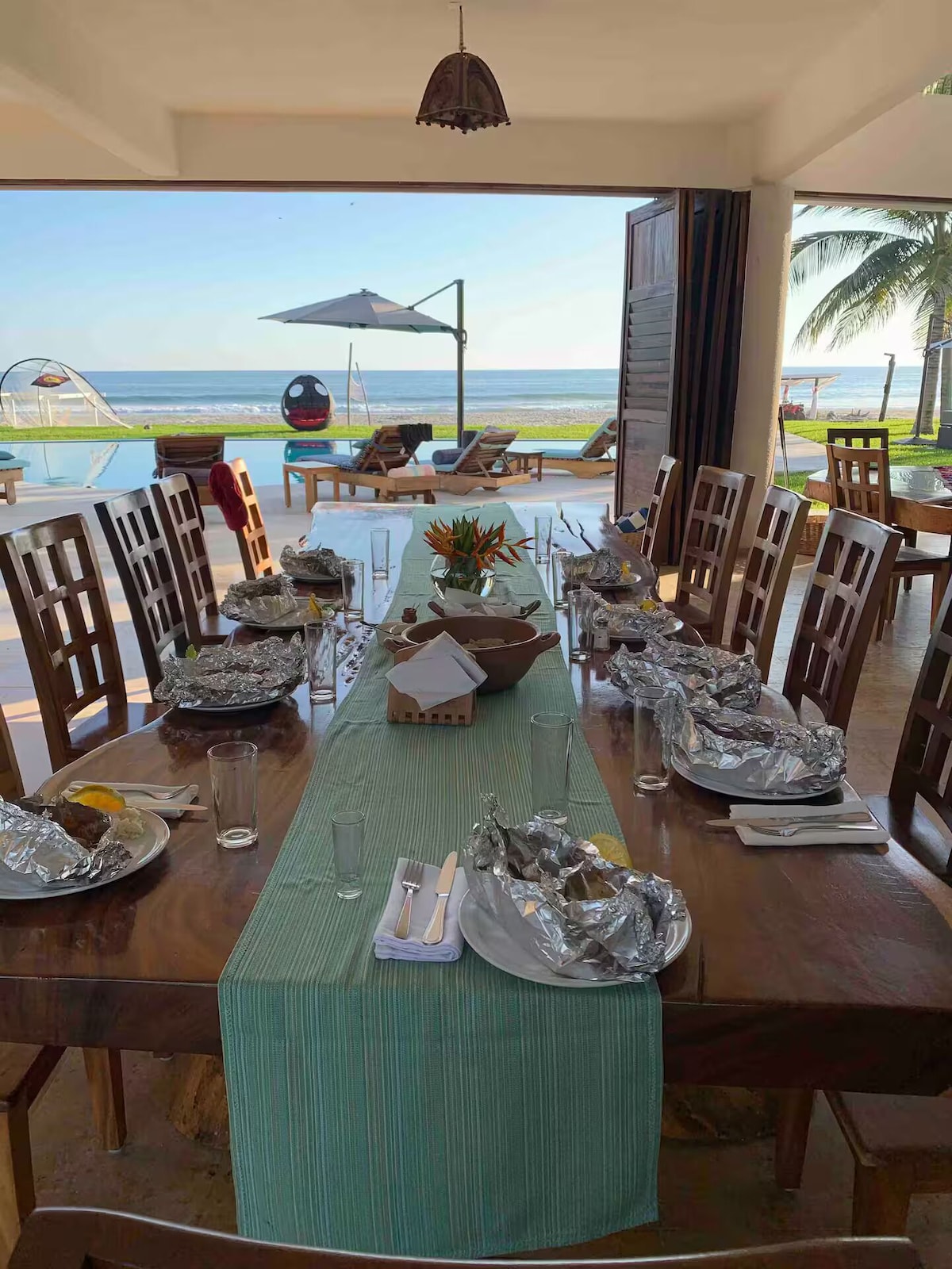 dining and restaurant
