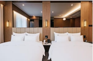 Habitación Signature, terraza | Cortinas opacas, wifi gratis, ropa de cama