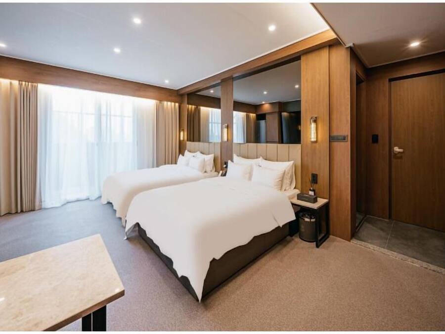 Chambre Signature, terrasse | Rideaux occultants, Wi-Fi gratuit, draps fournis