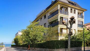 Apartment, 2 Bedrooms, Balcony | Exterior