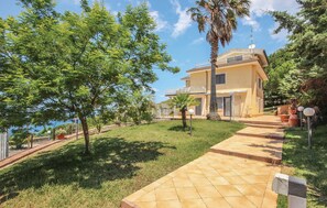 Property grounds - Beautiful home in Agropoli (Agropoli)