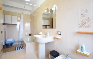 Hair dryer - Lovely apartment in Perdifumo with house sea view (Perdifumo)