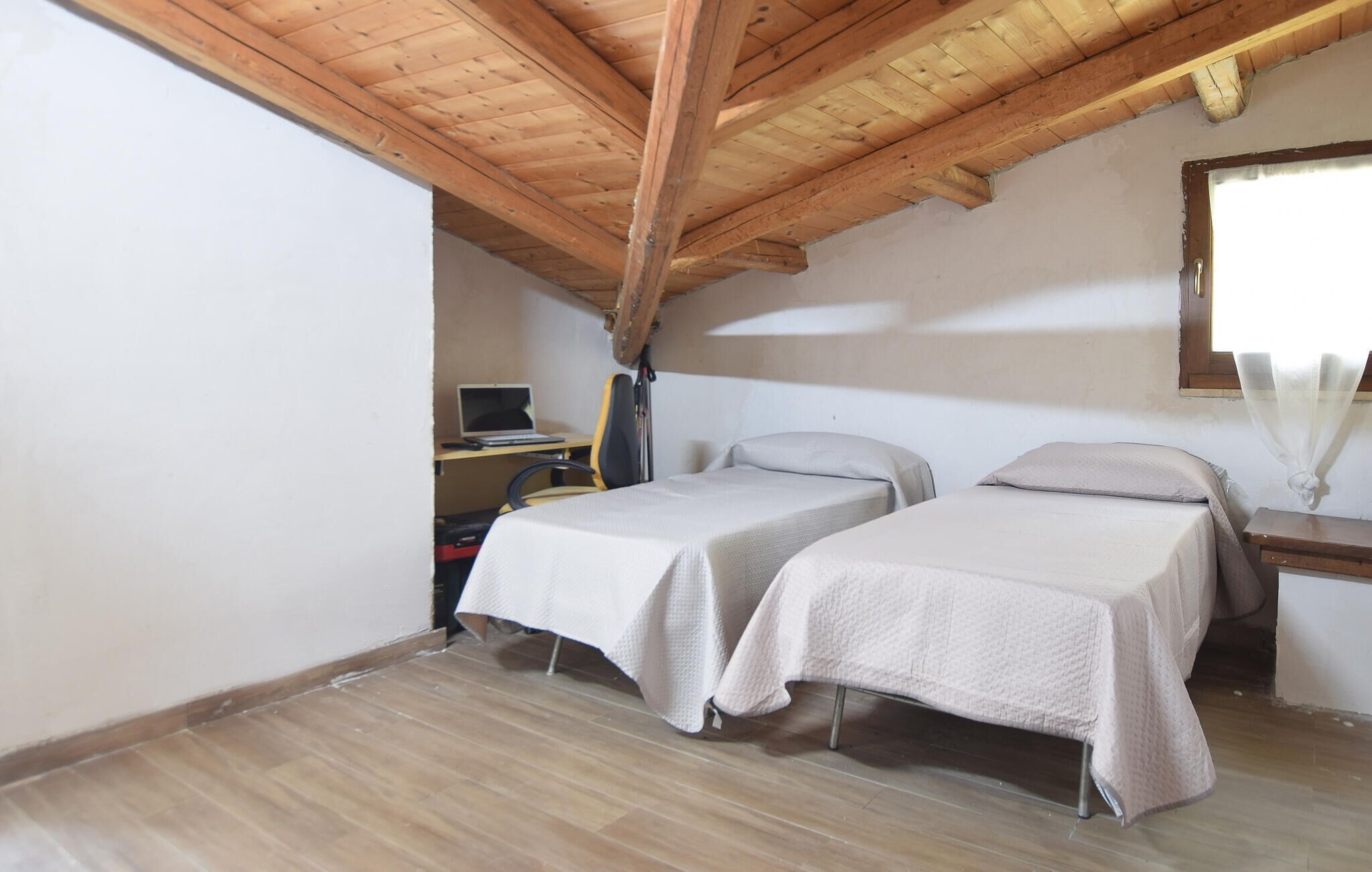 3 camere, ferro/asse da stiro, culla da viaggio, Wi-Fi gratuito