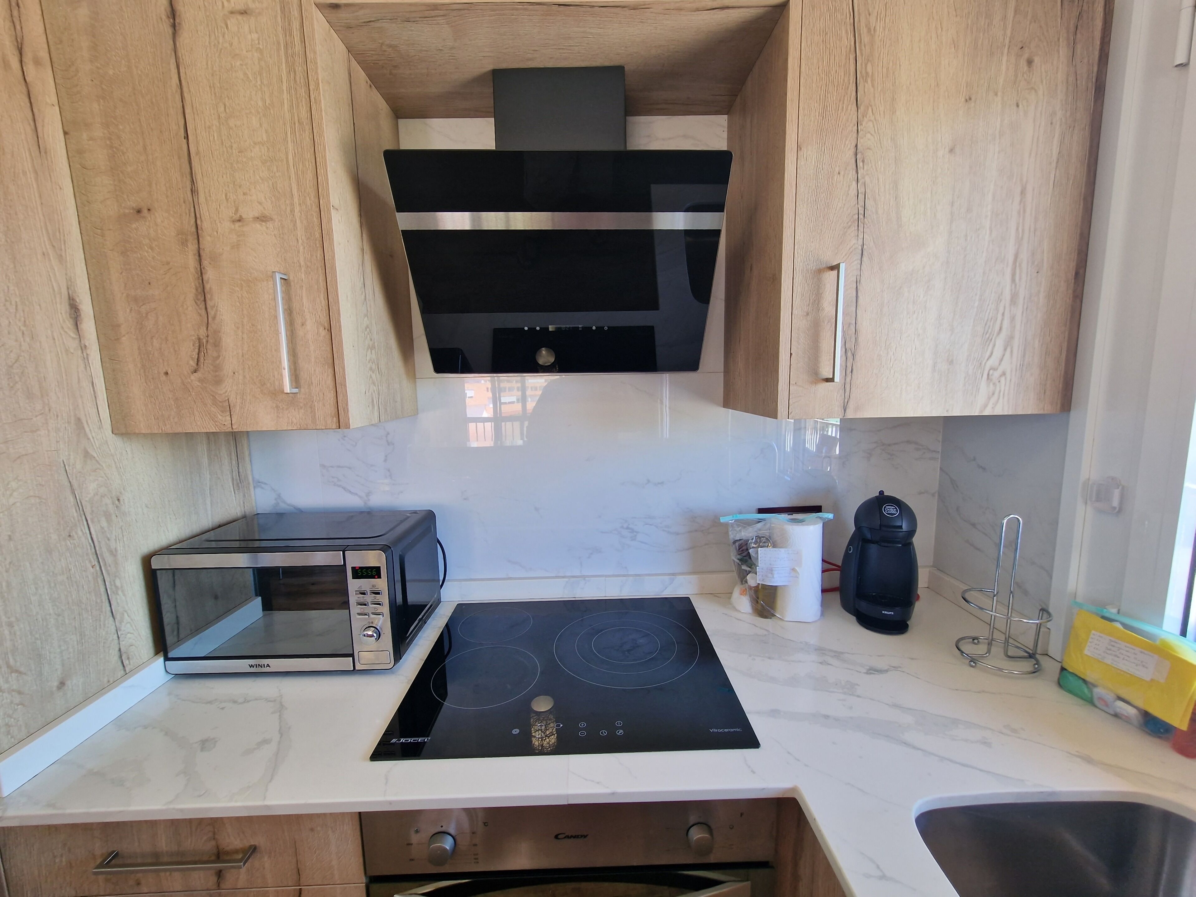 Fridge, microwave, stovetop, toaster
