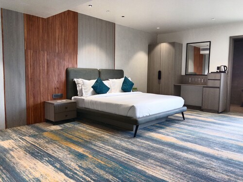 Comfort INN Empire Morbi