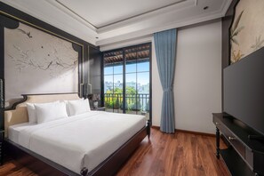 Iron/ironing board, WiFi, bed sheets - Vidanang Luxury Indochine Villa - 5 Bedrooms - Pool - Jacuzzi - Sauna - Karaoke (Đà Nẵng)