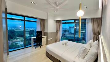 Desk, laptop workspace, iron/ironing board, free WiFi