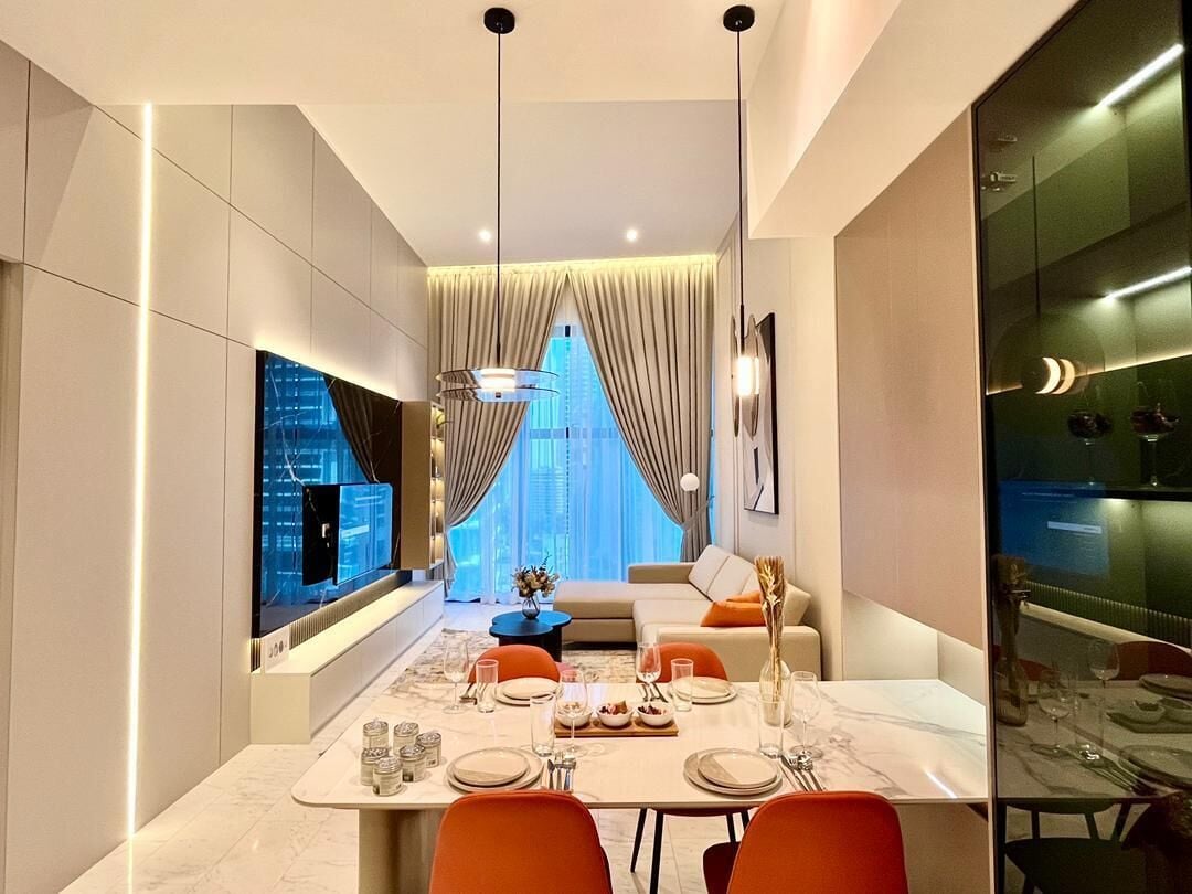Premium Condo, 1 Bedroom, Kitchenette, City View | Living area