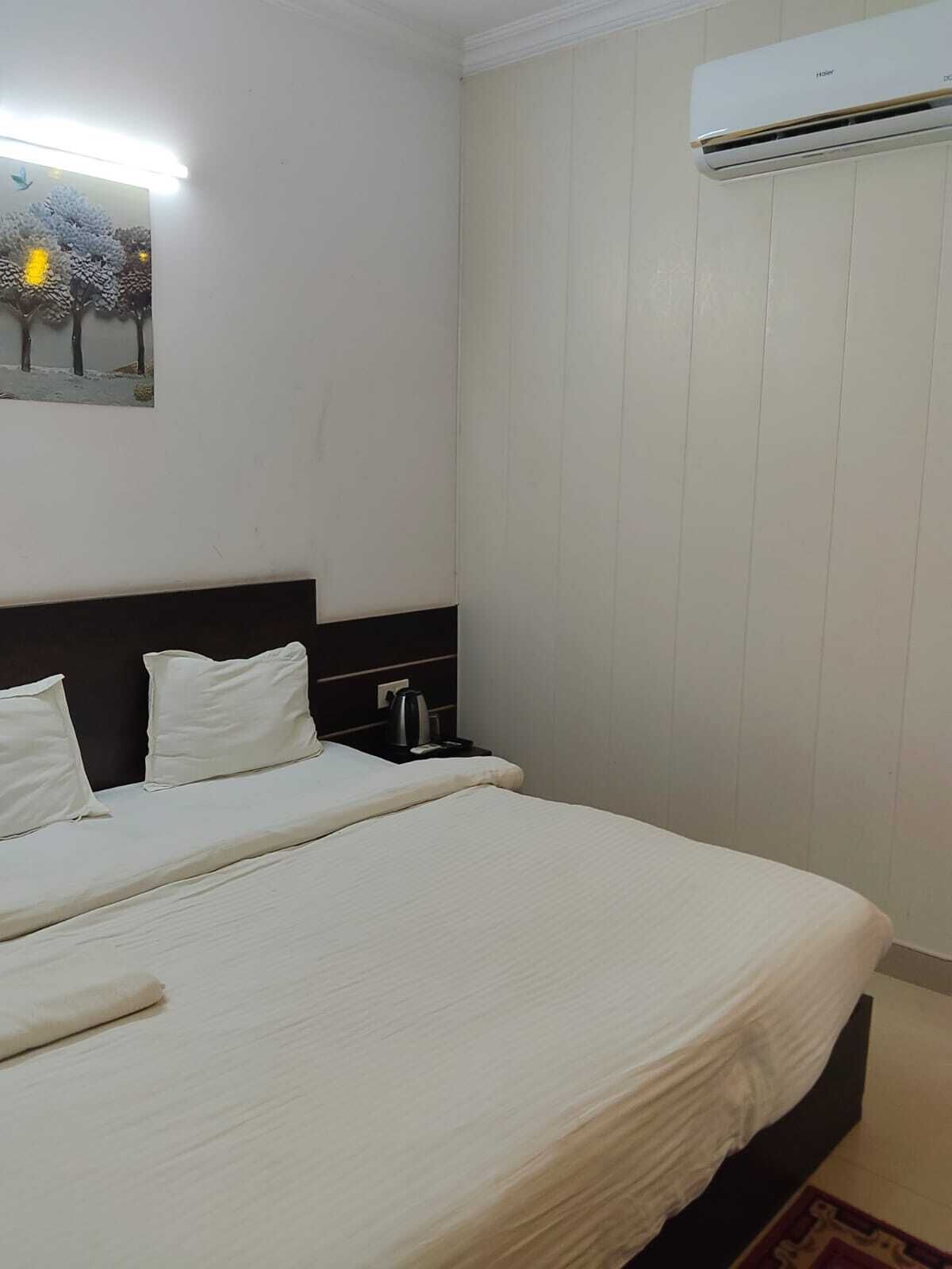 Comfort Double or Twin Room, Balcony, City View