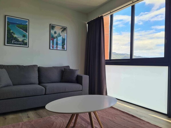 Smart TV - F2 Ninirei Appartment (Papeete)