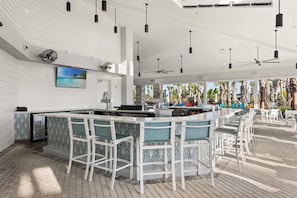 Bar (on property) - 7 BD/ 5.5 BA/ Windsor Cay (1036 BP) (Clermont)