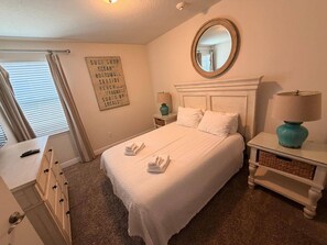 10 habitaciones, tabla de planchar con plancha, cuna de viaje y wifi 