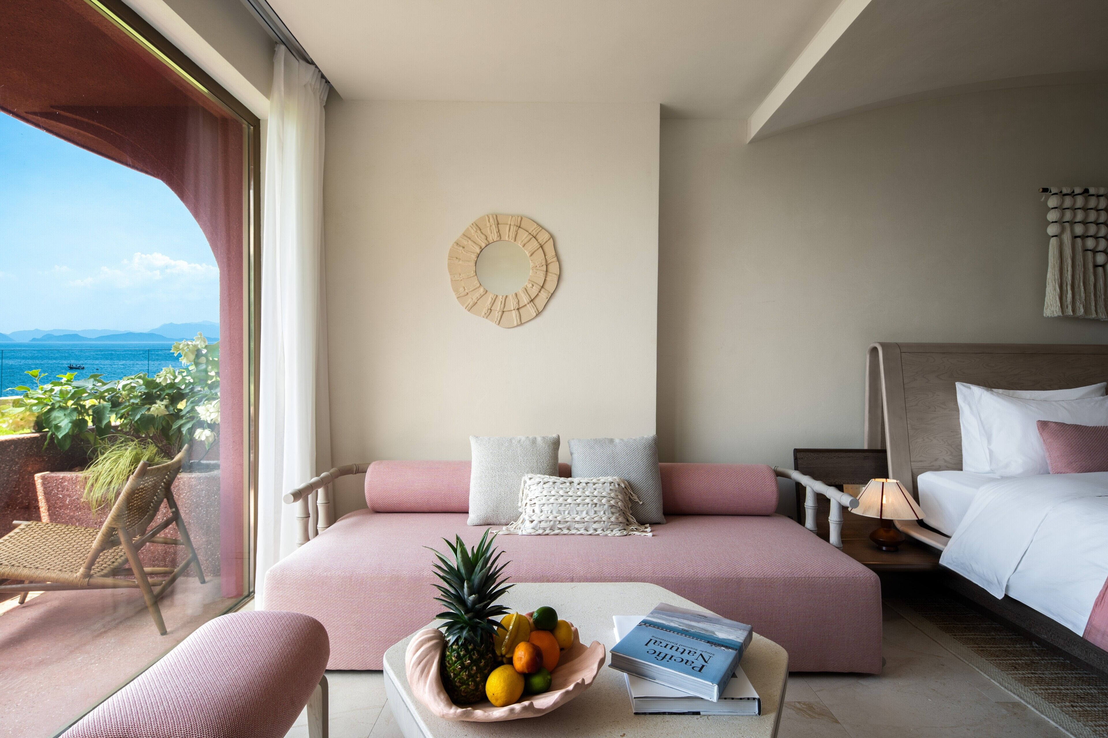 Deluxe Twin Room, Ocean View | Desk, laptop workspace, blackout curtains, soundproofing