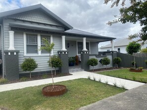 Exterior - Beautiful Home in Yarram (Yarram)