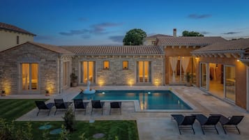 Villa Luxe, plusieurs chambres (Villa Stonica With Pool) | Extérieur