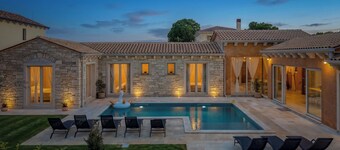 Villa Stonica With Pool