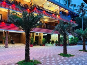 Exterior - ARONIC beach hotel (VARKALA)