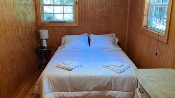 4 bedrooms, iron/ironing board, travel cot, free WiFi