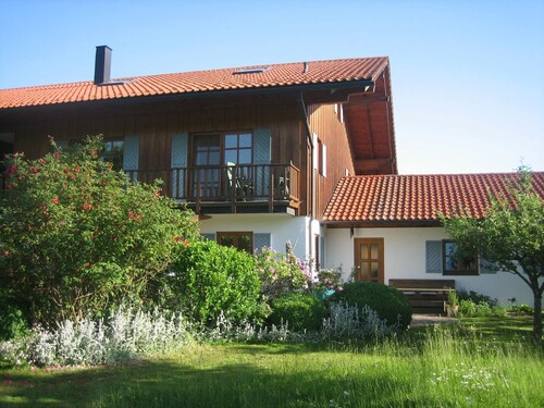 Ferienwohnung 75qm für bis zu 4 Personen mit 2 Schlafzimmer, Balkon