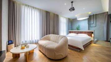 Romantic Double Room, Hot Tub | Premium bedding, pillowtop beds, blackout drapes, iron/ironing board
