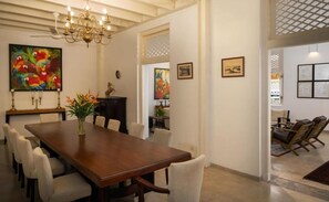 Classic-Studio, Balkon | Speisen